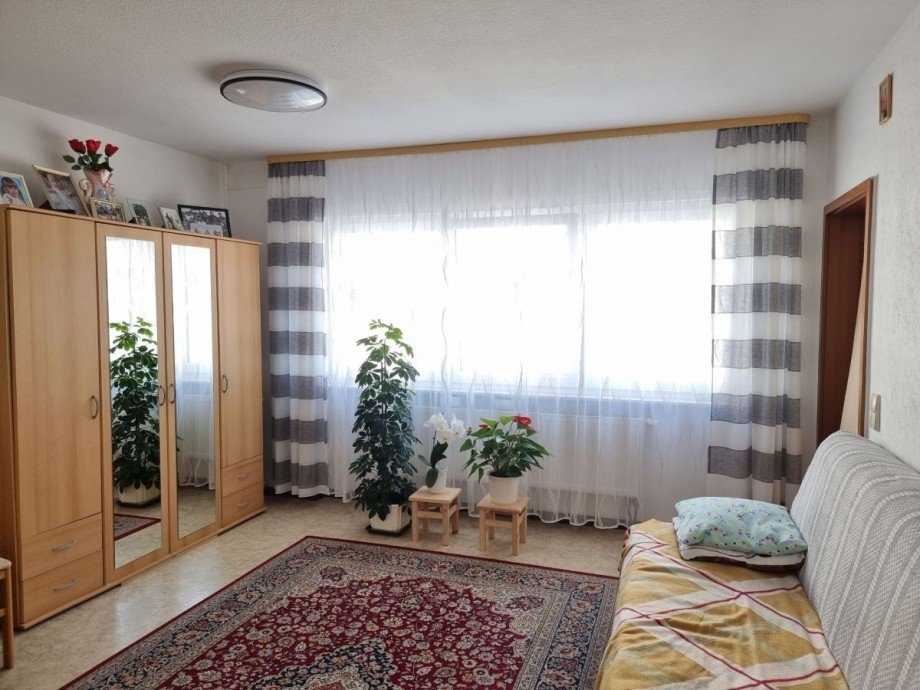 Wohn- und Schlafzimmer Renditeobjekt Alzey