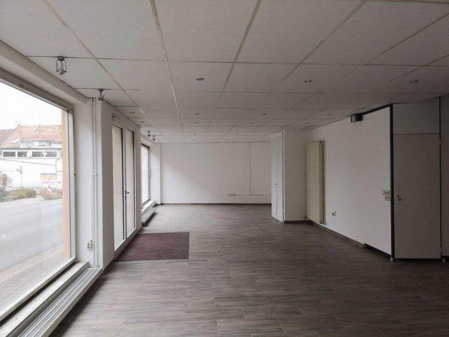 Praxis oder B�roraum Mehrfamilienhaus W�llstein