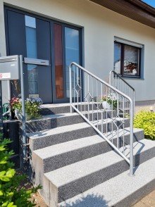 Hauseingang Perfekt gepflegter Bungalow in Top-Zustand!