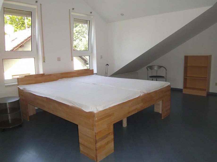 Schlafzimmer Dachgeschosswohnung Ramstein