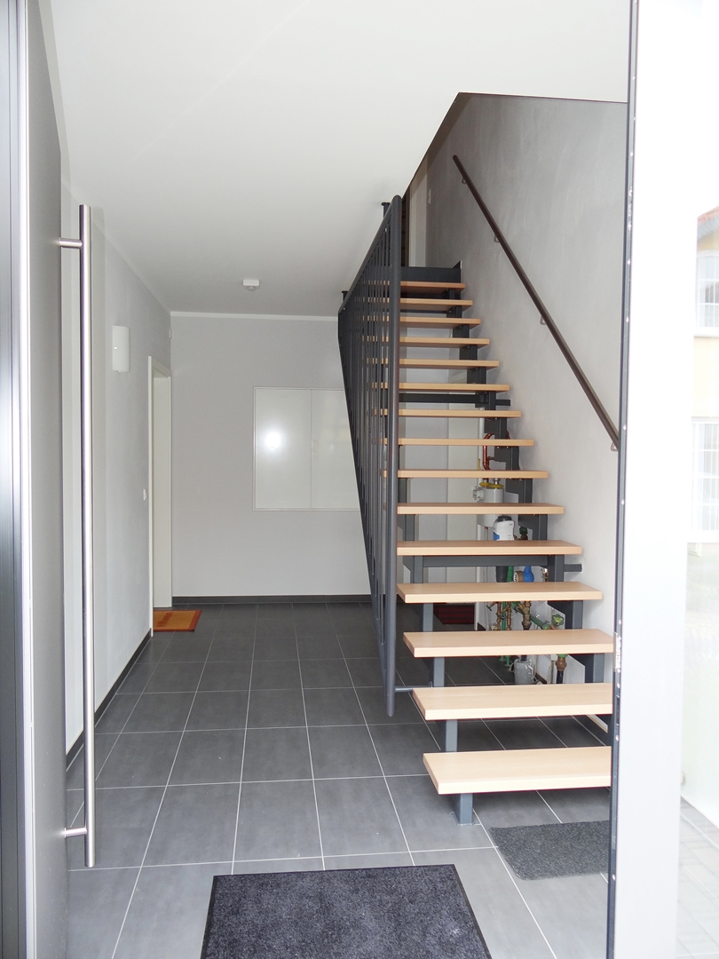 Treppenhaus Dachgeschosswohnung Offenheim