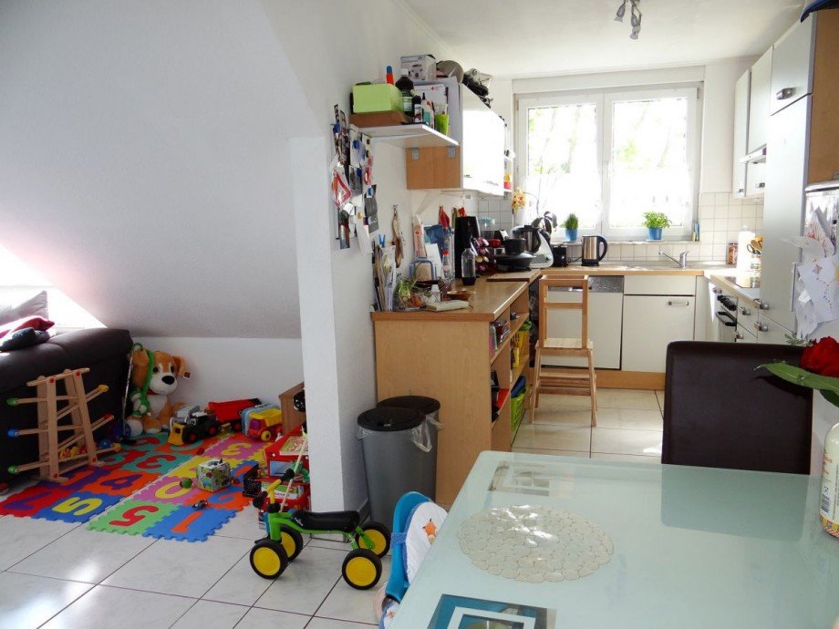 K�che und Wohnzimmer Dachgeschosswohnung Alzey-Weinheim