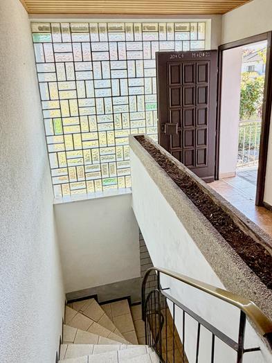 Treppe zum KG Bungalow Alzey