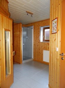 Sauna Wellnesbereich im UG Nicht von der Stange! Viel Licht, viel Platz, viel Lebensqualit�t!