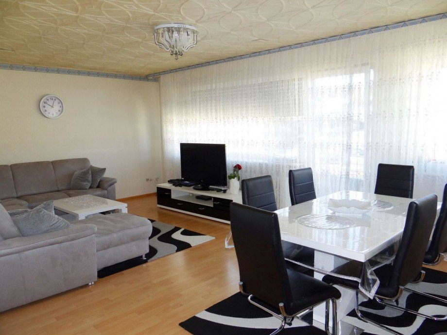 Wohn und Esszimmer Dachgeschosswohnung Alzey