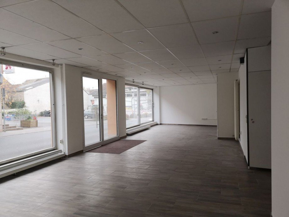 Praxis oder B�roraum Mehrfamilienhaus W�llstein